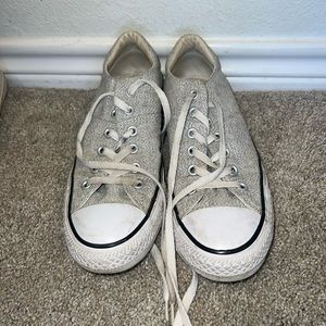 Women’s Converse